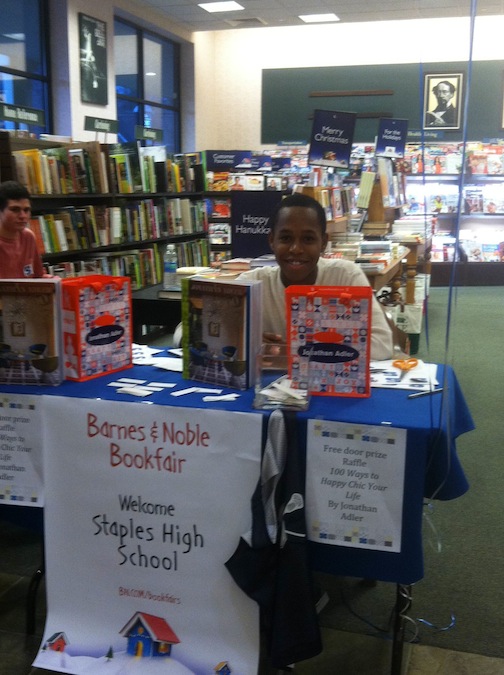Staples Book Fair Hits Barnes and Nobles: A One Day Opportunity to Enjoy Entertainment and Shop for the Holidays 