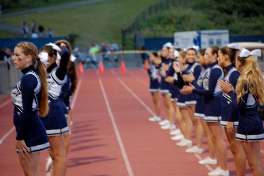 Staples cheer takes on FCIAC competition