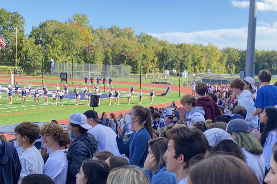 Staples+students+packed+the+bleachers+during+last+period+on+Friday%2C+Oct.+22+for+the+school+pep+rally+after+a+week+of+various+spirit+days.+