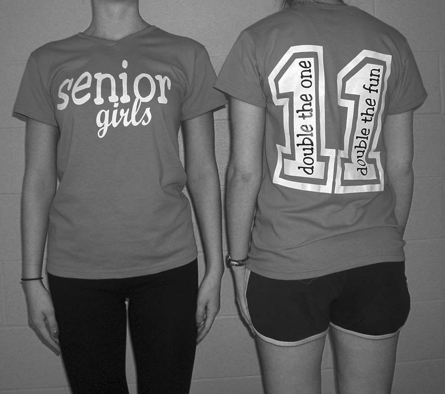 UNIFIED%3A+Senior+girls+will+continue+the+tradition+of+wearing+custom+shirts+on+the+first+day+of+school.+%7C+Photo+by+Petey+Menz+11