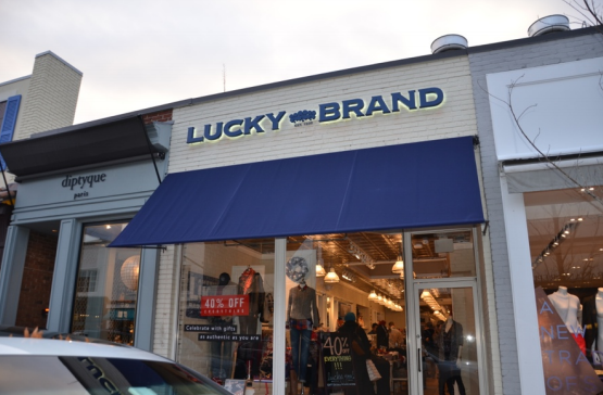 Lucky Brand is known for its high-quality, designer men and women’s clothes. They 

have an endless collection of shirts, sweaters, and of course what they’re known for: 

jeans. It’s a perfect place to shop at in the winter, and a Staples favorite. “Not only does Lucky have perfect options when it comes to winter wardrobe staples, like sweaters and jackets, but they also have tons of stylish accessories, especially necklaces!” Charlotte Rossi ’17 said.