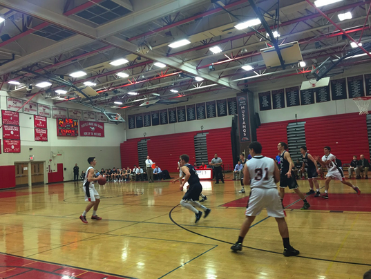 Staples loses momentum in final minutes, falls to Warde