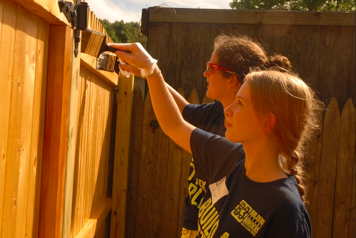 B3 members volunteer at Earthplace