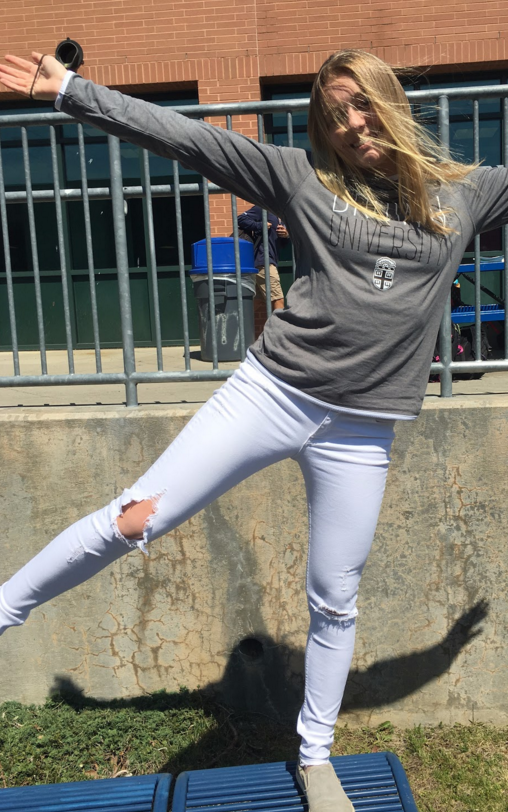 Lydia Shaw ’17 sports her ripped white jeans with pride on the beautiful spring day. 
