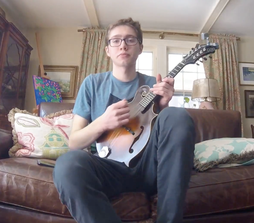Will Fabian ’17 strums through senior year with his mandolin