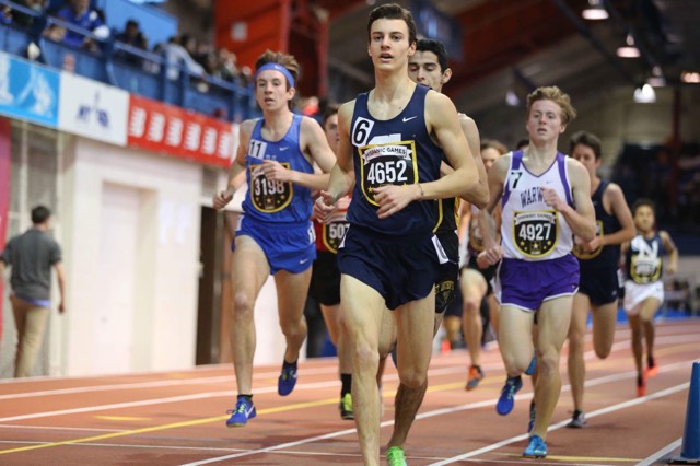 Landowne becomes fastest 3000 meter high-school runner in the country this season