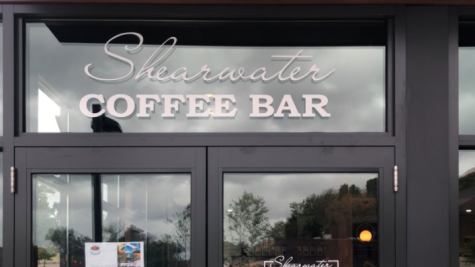 Shearwater Coffee Bar, the newest addition to Westports assortment of cafes and restaurants, offers a wide variety of snacks, drinks and meals. Staples students have taken advantage of the new space as the school year ramps up.