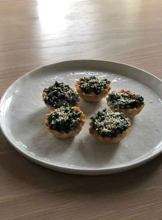 Spinach cupcakes serve to be a healthy, quick and easy snack for afterschool. 