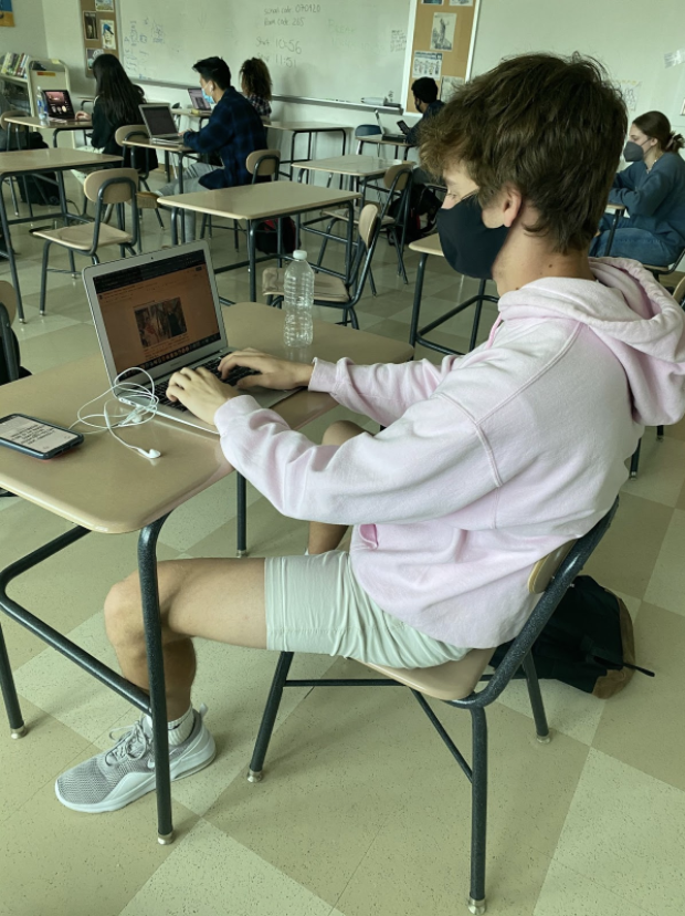 Eli Shorrock ’22 enjoys the new schedule format because he can get more work done during class time. Although, sometimes he gets antsy during the long periods.