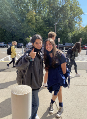Sophie Spheeris ’23 and Finley Cohen ’23 take a mask break during their math period, second to last period on Friday. 