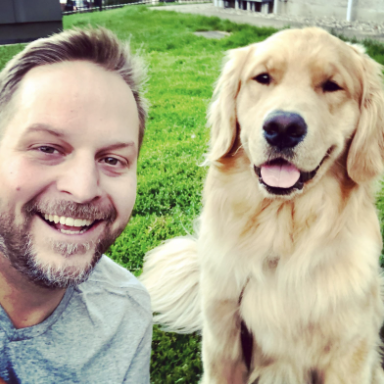 Tippy and Murphy pose happily for their ID photo for Murphy’s Pet Partners badge. 