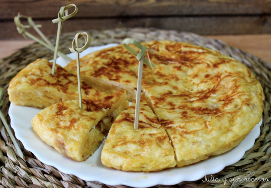 A tortilla de patata is a spanish omelette that contains eggs and potatoes. It is a national dish by Spaniards but can be enjoyed at any time, such as Thanksgiving.