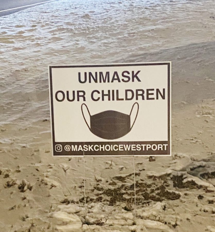 Mask+Choice+Westport%E2%80%99s+signs+protest+in+intersections+across+Westport%2C+similar+to+Unmask+Our+Kids+CT%2C+despite+being+unaffiliated+with+the+group.++++%0A