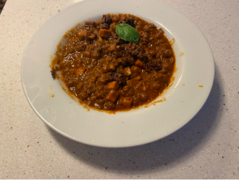 Chana Aloo Curry is a traditional street food dish that is served as a snack in India. Pictured above is my take on the dish after following a recipe and adding my own twist by using beyond meat as in India the majority does not eat meat.