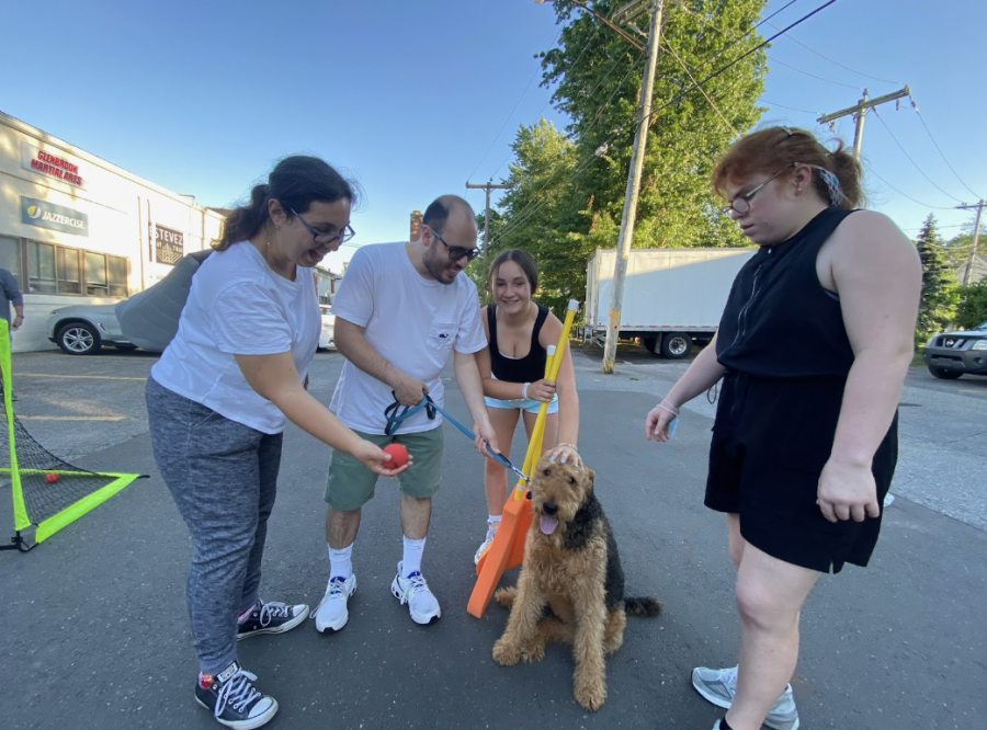 Simonte+shares+her+love+of+field+hockey+with+other+individuals+who+have+neuro-developmental+challenges.+She+volunteers+at+a+local+facility+and+has+created+a+floor+hockey+program+for+members+to+engage+in.