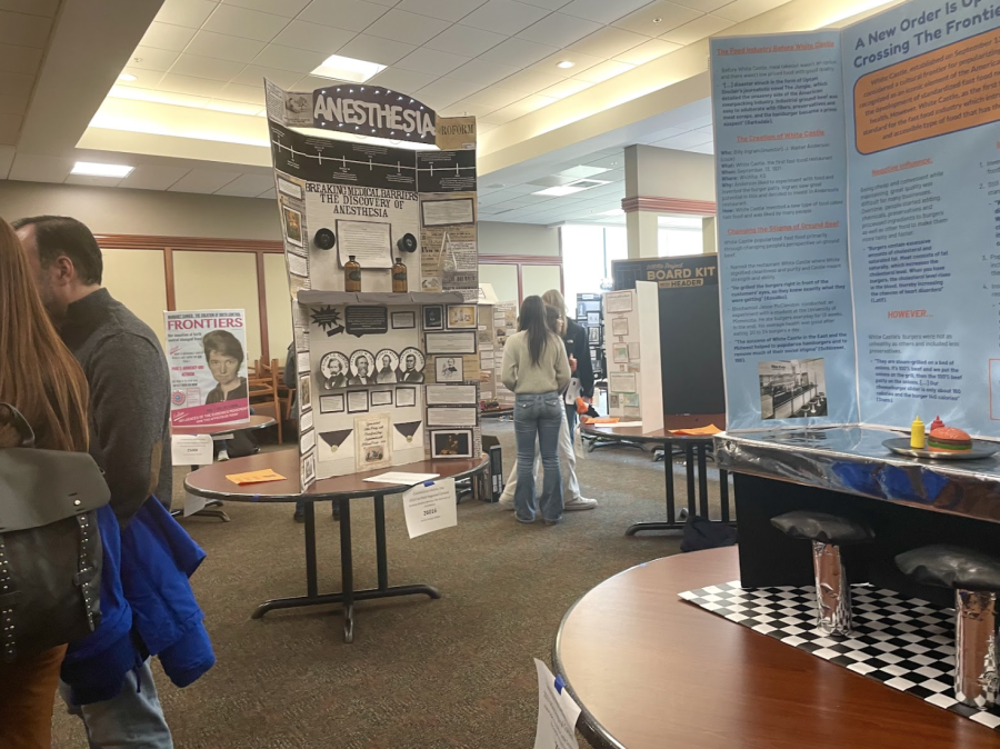 NHD+exhibits+created+by+U.S.+History+Honors+students+filled+an+entire+room+at+Sacred+Heart+University.+