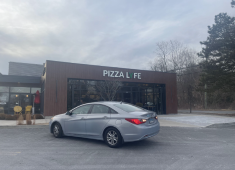 Pizza Lyfe opened in Westport at 833 Post Road E, attracting curious Westporters.