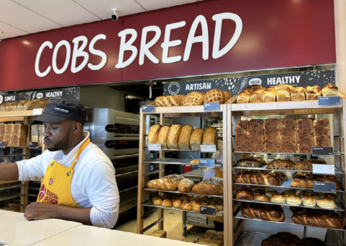 Cobs Bread opened recently in the Compo Acres shopping center, providing residents with fresh baked goods and a lively atmosphere. 
