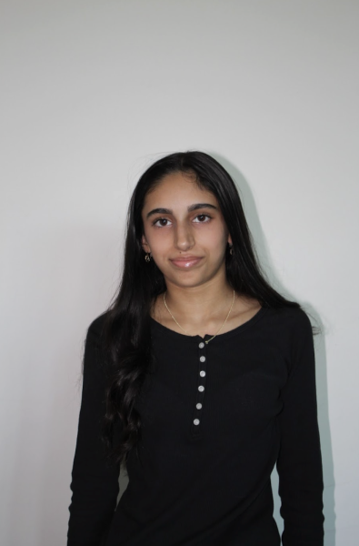 Zoya Gill ’28